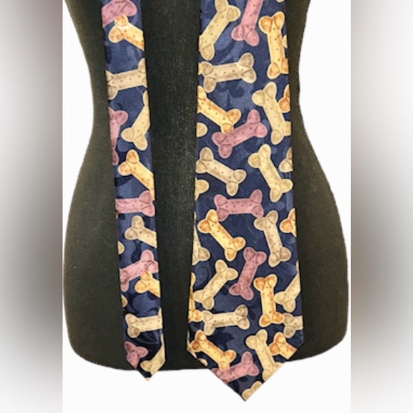 🦴🐶 DOG BONE TIE!! DESIGNS BY A.ROGERS TIE! PERFECT FOR THE “DOGGY DADDY” 🐶🦴 - Picture 7 of 11